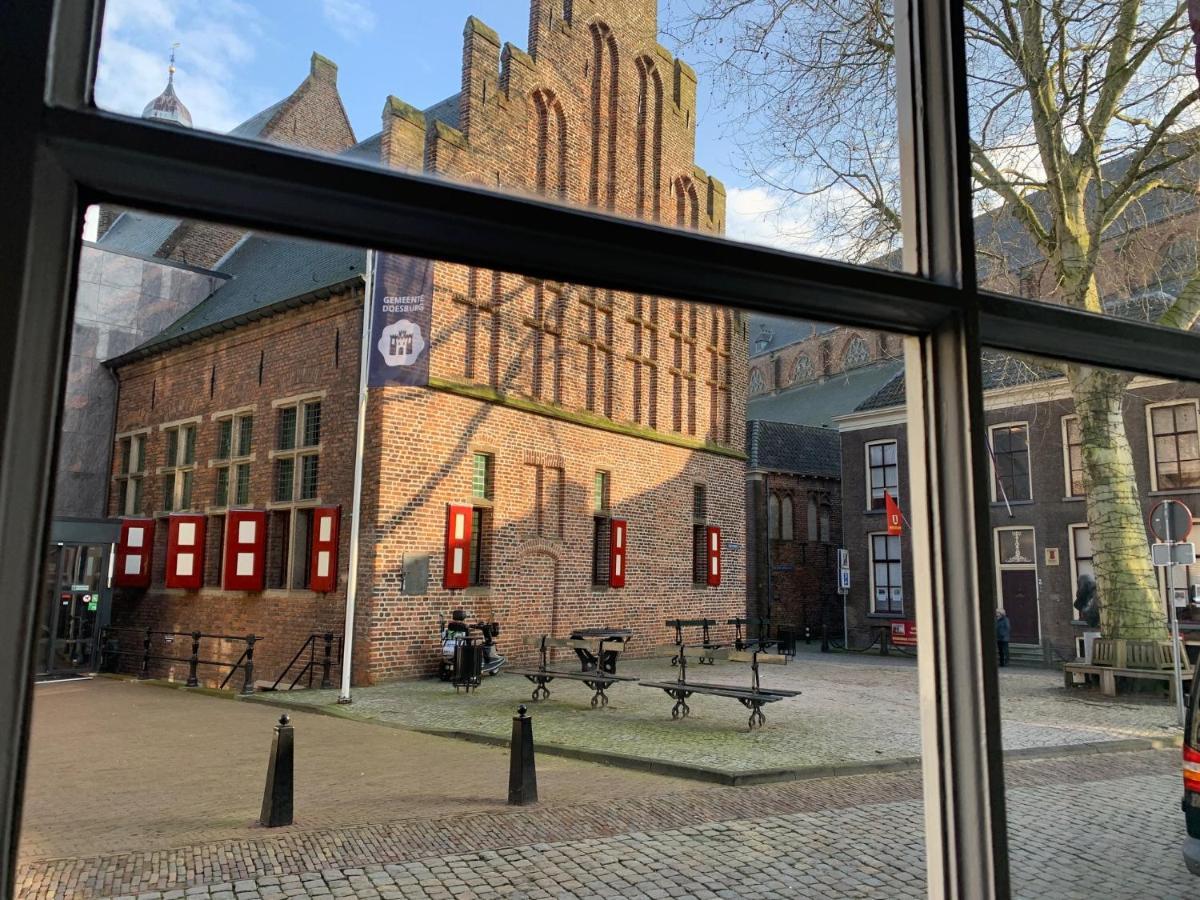 Het Rode Pakhuis ดูสเบิร์ก ภายนอก รูปภาพ